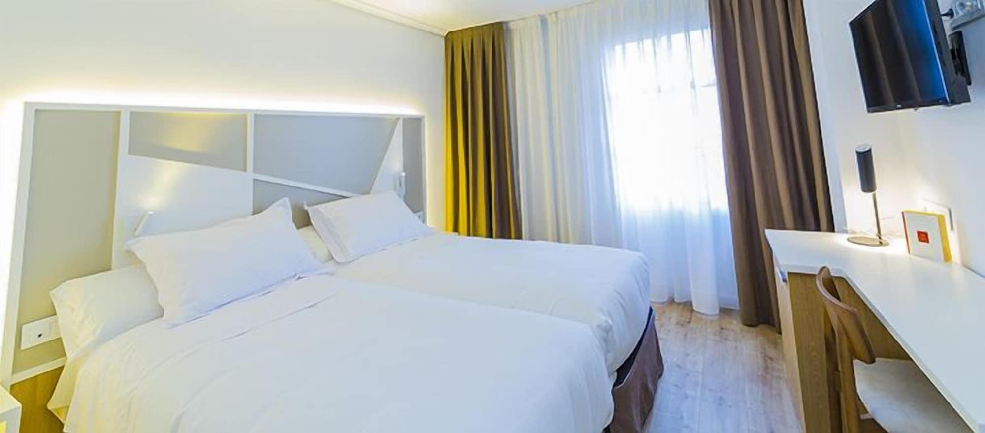 Hospedium Hotel Canitas Maite Gastronomico Casas-Ibanez Exteriör bild