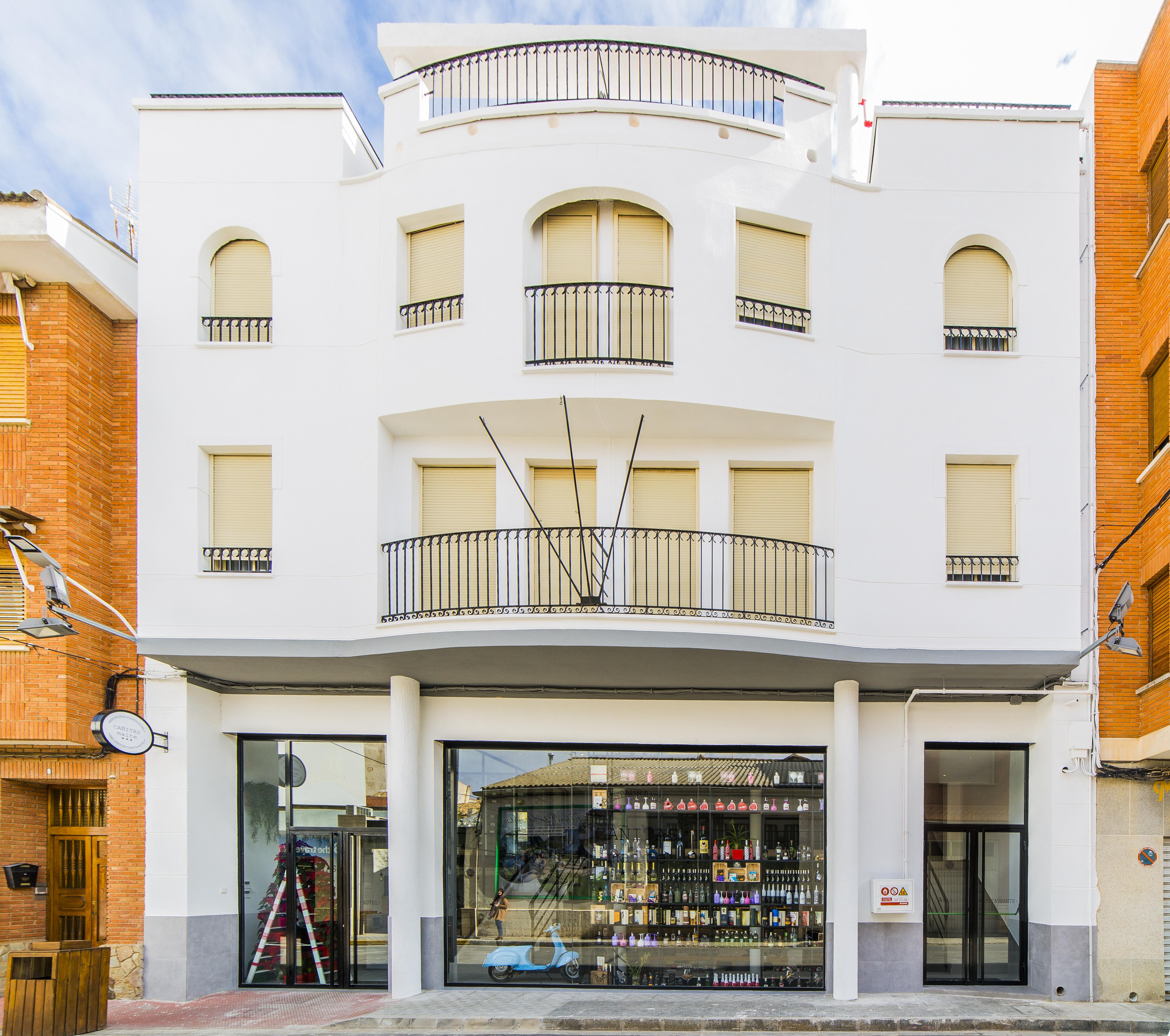 Hospedium Hotel Canitas Maite Gastronomico Casas-Ibanez Exteriör bild