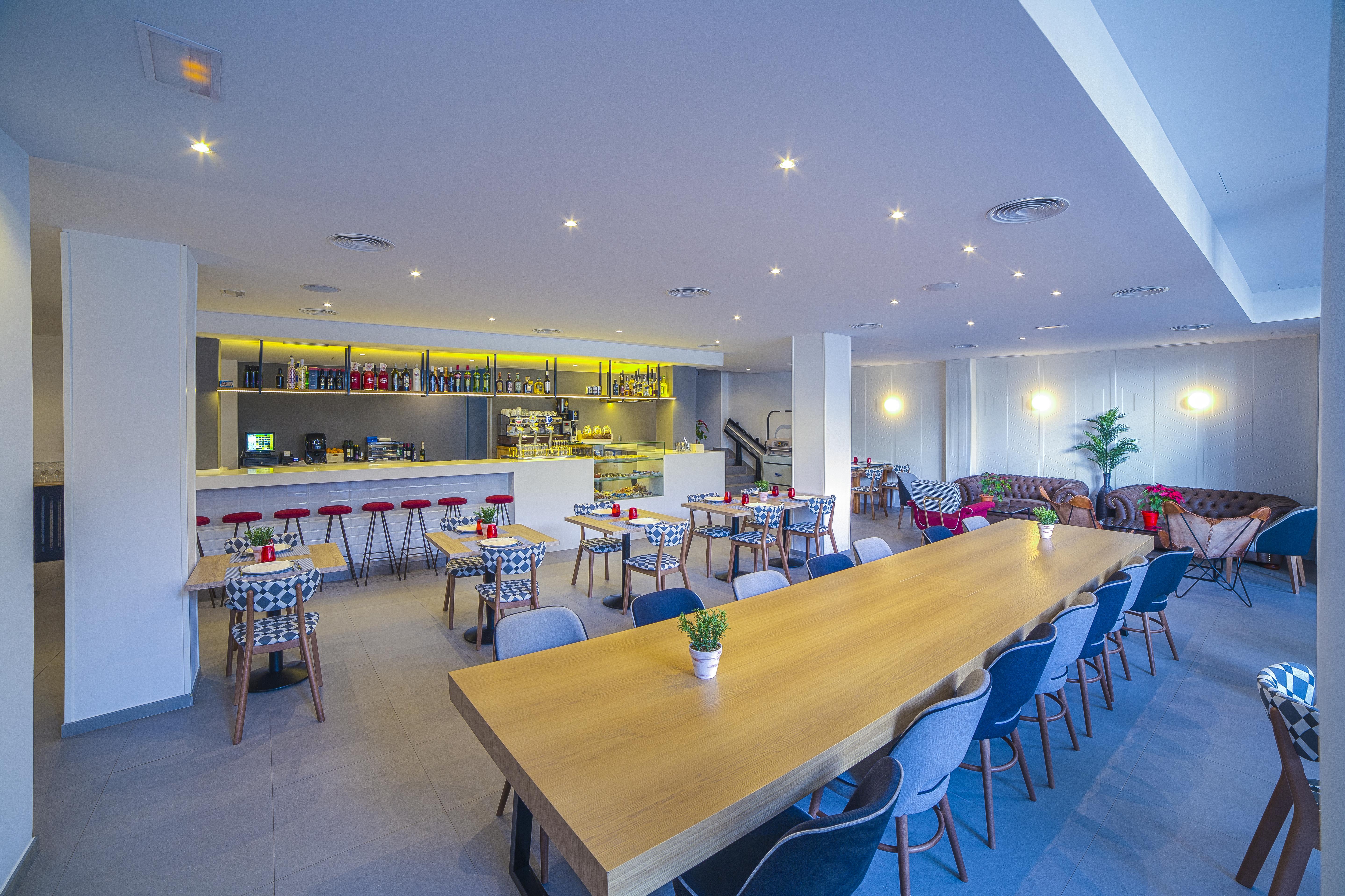 Hospedium Hotel Canitas Maite Gastronomico Casas-Ibanez Exteriör bild