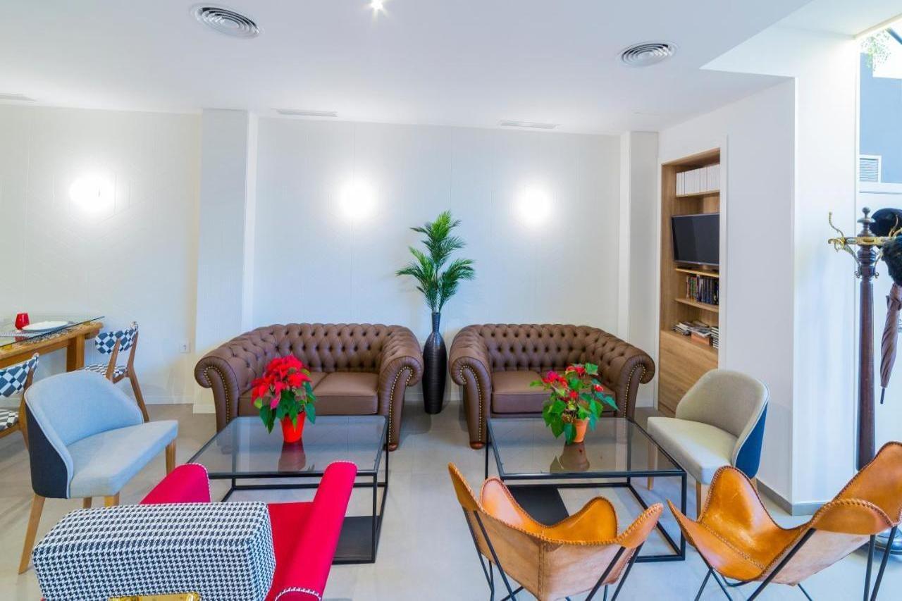 Hospedium Hotel Canitas Maite Gastronomico Casas-Ibanez Exteriör bild